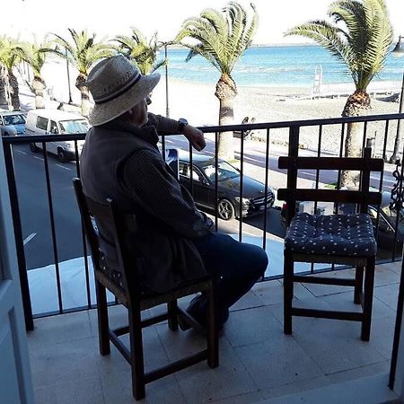 Piso En Primera Linea Con Wifi Y Vistas Al Mar Lo Pagán المظهر الخارجي الصورة